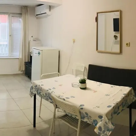 Apartment за възраждане Burgas City